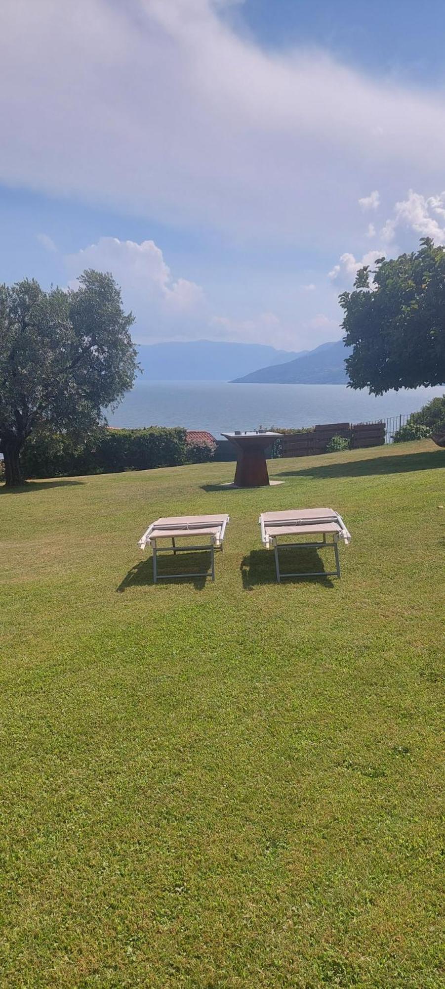 Casa Vacanze Perla Del Lago Domaso Bagian luar foto